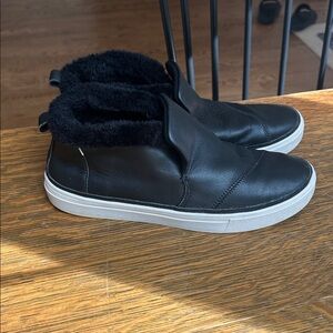 Toms Black Leather Women’s sneaker